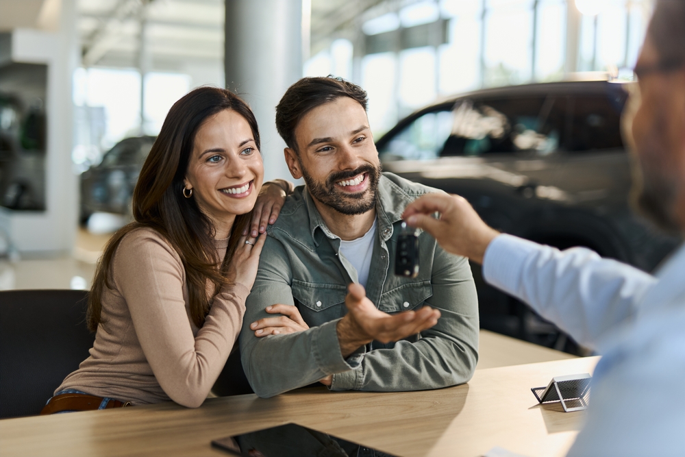 Casal feliz - Sonho carro